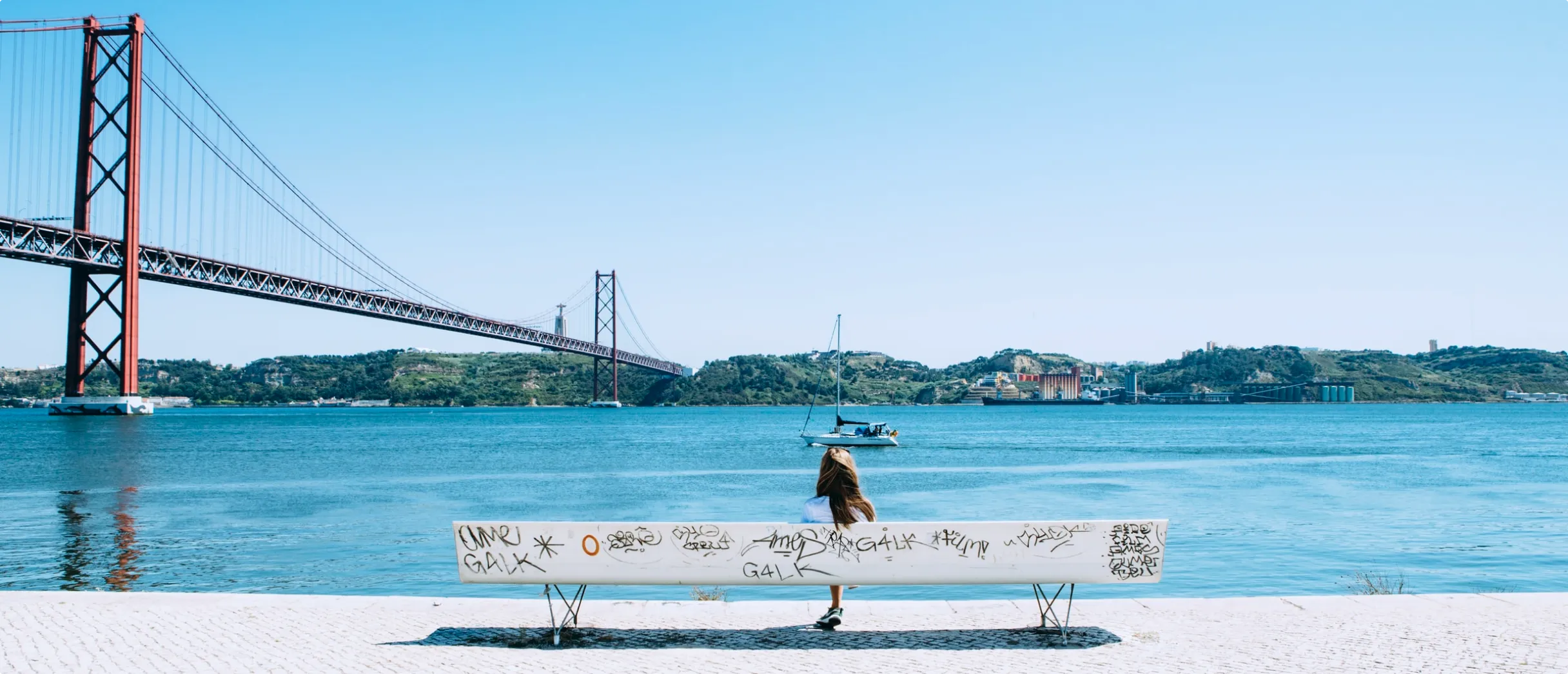 Image that relates the company's slogan "We are the leading edge for Europe"
